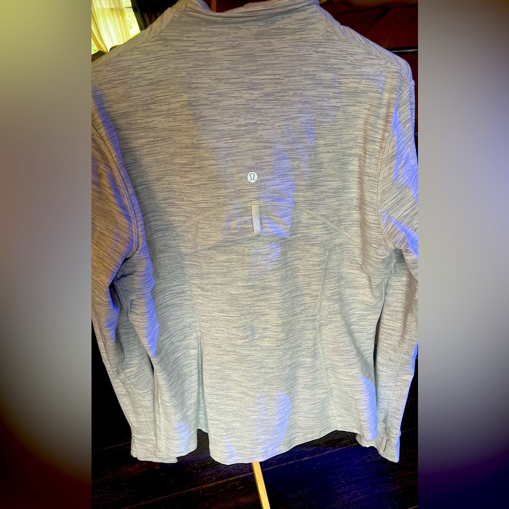 Lululemon jacket no hood